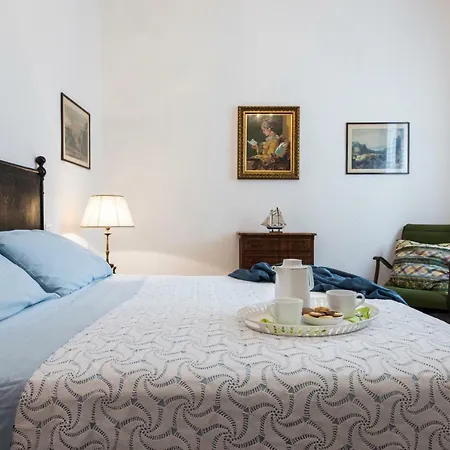 Sotto La Torre Apartment *