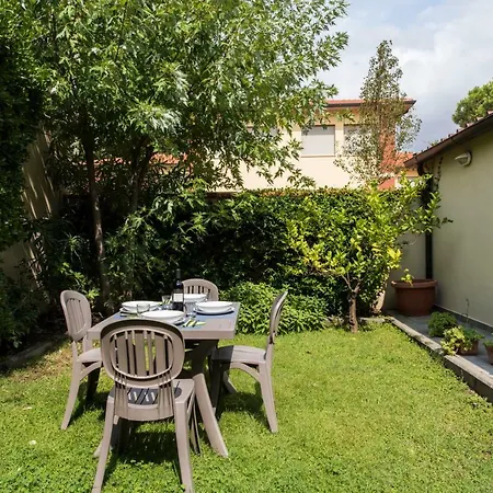 Sotto La Torre Apartment *